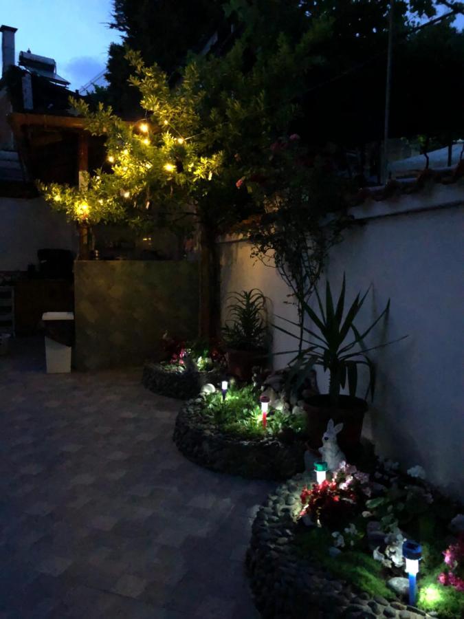 Sarievi Holiday Home Царево Екстер'єр фото